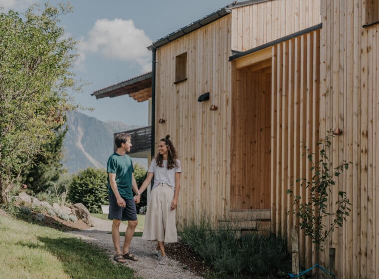 Heiratsantrag in den Bergen im eigenen Tiny House mit Schlafen unter den Sternen, Schladming, biyou